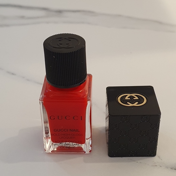 Gucci nail polish - Picture 3 of 3